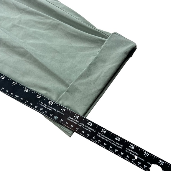 Athleta Tribeca Utility Crop High Rise Straight Leg Pants Sage Green Size 8 - Picture 9 of 10
